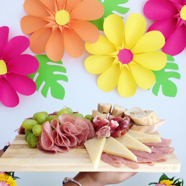 palms-spring-food-station-2